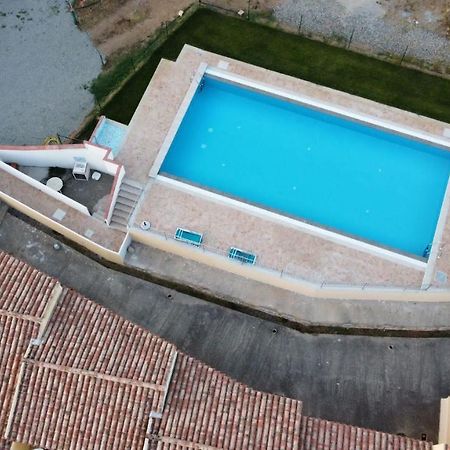 Residence Baia Sant Anna Con Piscina Tanaunella Bagian luar foto